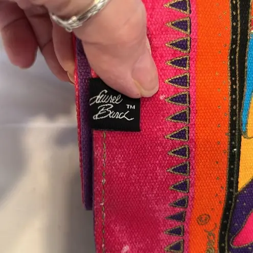 Laurel Birch small bag wood handle bird dog cat horse design wood dog tag EUC Green