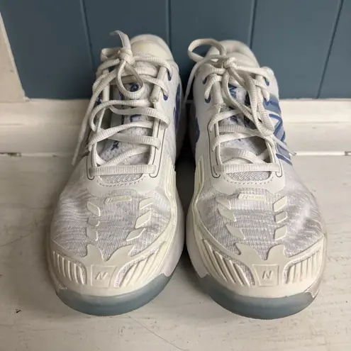 New Balance Women's Size 9.5  FuelCell 996v5 White Navy Women's Tennis Running