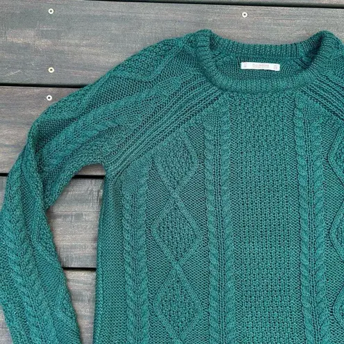 Forest Green Pull & Bear Cable Knit Sweater Size M
