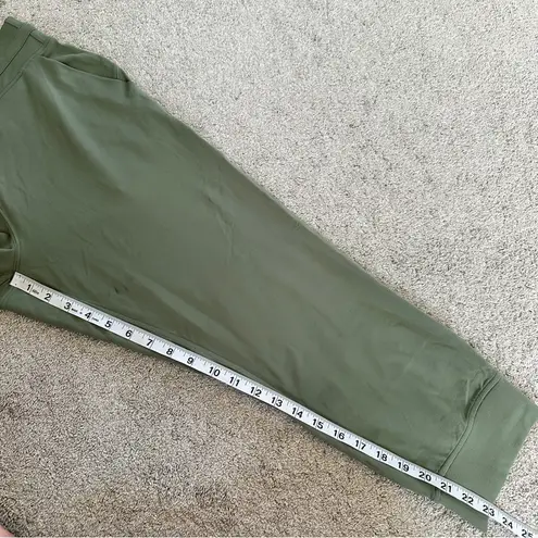 Lululemon  Women’s Ready to Rulu High-Rise Jogger Pants Crop in Green Twill 12