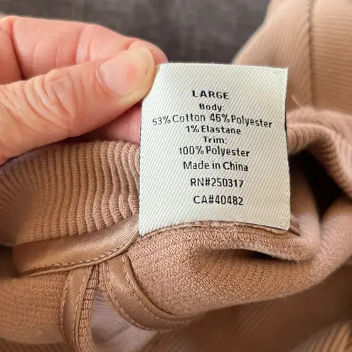 Varley Beige Ribbed Knit Top with back keyhole cutout size Large