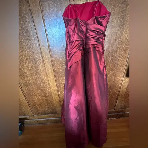 Y2K Watters & Watters Iridescent Burgundy Red Floor Length Formal Dress, Size 14