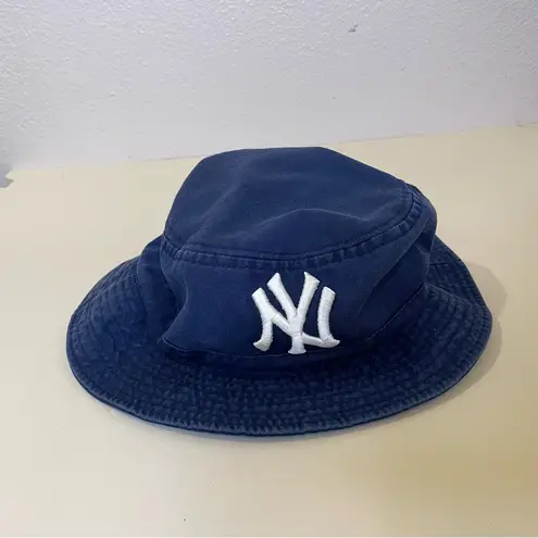 New York Yankees Navy Bucket Hat