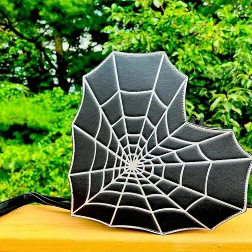 Mad Engine Spiderweb Heart Crossbody Bag NWT Black