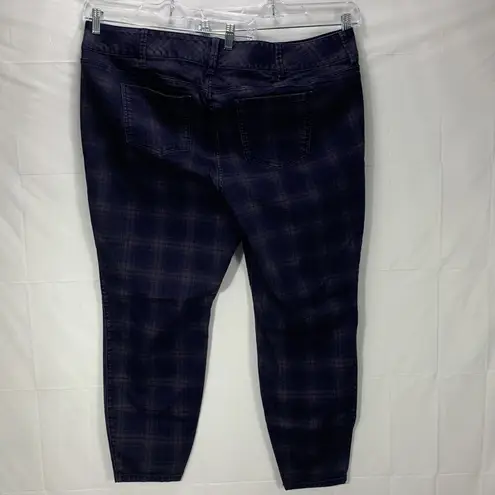 Torrid Denim Navy Blue Plaid Multi Zipper Jeggings Size 24R