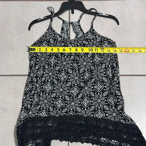 Mossimo Supply Co Women Sleeveless Black Print Tank Top size XS.