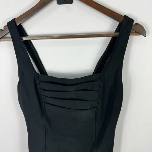 Shape FX One Piece Swimsuit Black 8T Shaping Tummy Control Classic Minimalist Size 8