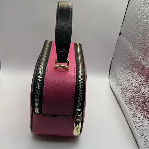 Karl Lagerfeld COPY - PARIS
Simone pink Crossbody Bag $228