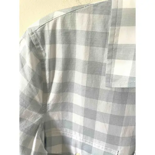 UNTUCKit Plaid Lightweight Button Down Shirt Blouse Light Blue White Size 4 NEW