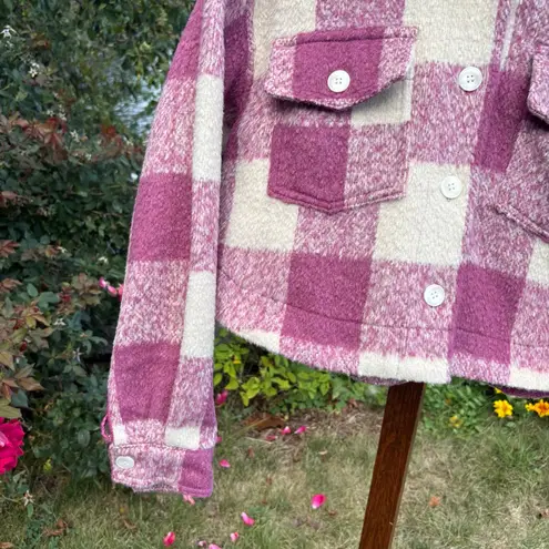 Mable Micah Brushed Fuzzy Textured Pink Plaid Crop Button Down Jacket size Small