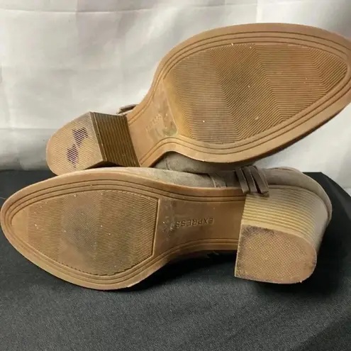 EXPRESS  WO SIZE 9 TAN ANKLE BOOT 3”HEEL INSIDE ZIPPER CRISS CROSS RIBBON… - Image 11