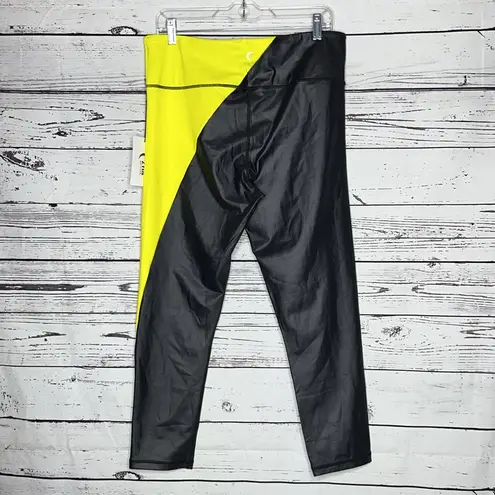 Zyia Active NWT XL 20 Neon Yellow Metallic 2 Pc. Sports Bra & 7/8 Leggings Set