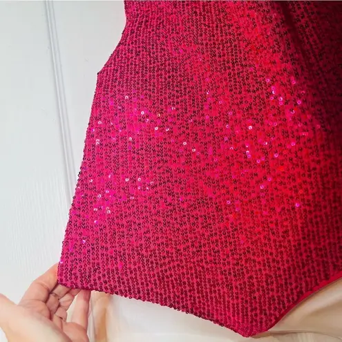 Main Strip I’m Tempted Sequin Top Short Sleeves Hot Pink L NWT