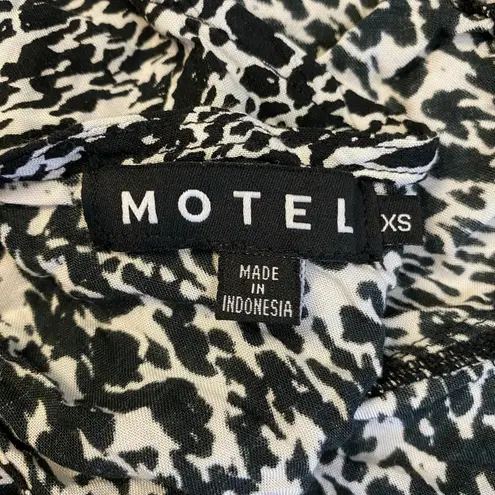 Motel Rocks  Leopard Print Tie Back Halter Top Womens Size‎ XS Black White