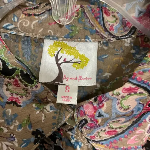 Fig and Flower Button Front Boho Blouse Size Small Multi