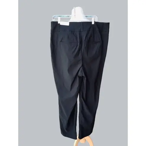 Lane Bryant  LADIES REGULAR SLIMMING HIGH RISE BLACK STRAIGHT LEG PANTS NEW 18