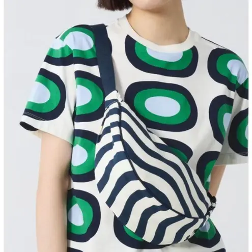 Uniqlo  x Marimekko Wave Printed Round Shoulder Bag in Navy Stripe - Image 2