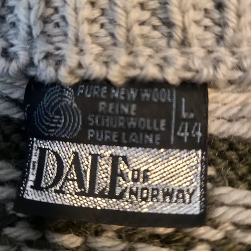 DALE OF NORWAY Fair Isle Wool Knit Clasp Ski Cardigan Sweater Cream Green US L Green Size L