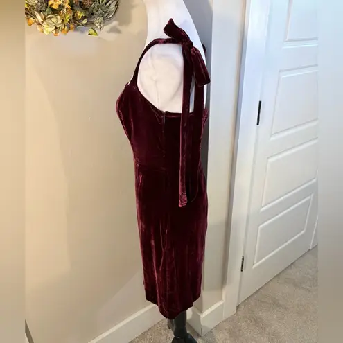 NWT HOUSE OF HARLOW 1960 Burgundy Velvet Dress Tie Strap Dark Romance ~M 💛 Red Size M