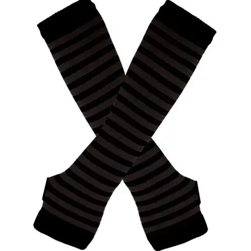 1 Pair of Black and grey striped fingerless gloves