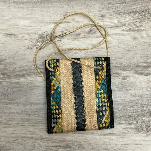 Tan Multicolor Hand Crafted Wicker Weaved Bahamas Souvenir Purse Approx 6.5'X7"