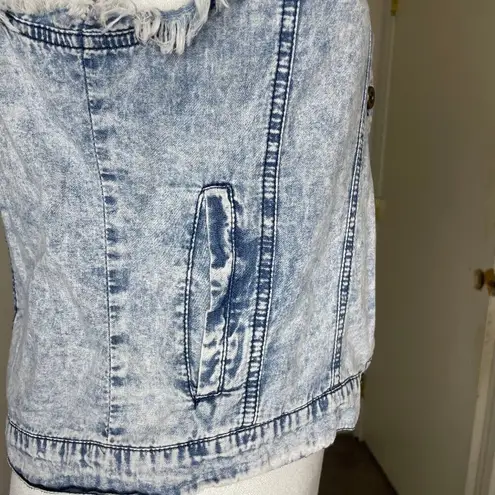 Love Stitch Light Acid Wash Distressed Denim Vest Y2K 90's Sz S Blue