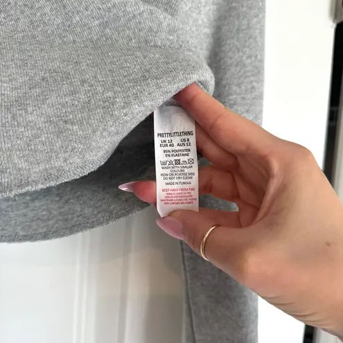 Pretty Little Thing  Rib Frill Edge Cropped Zip Hoodie