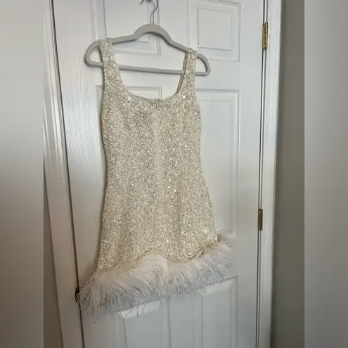 MISCREANTS Capri Dress in White Size L