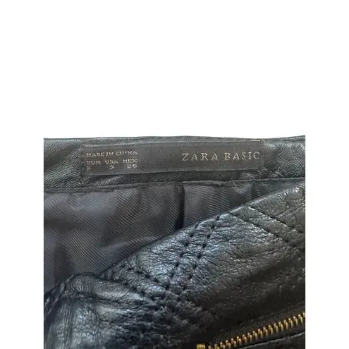 ZARA  Womens Black Gold Quilted Mini Skirt Size Small
