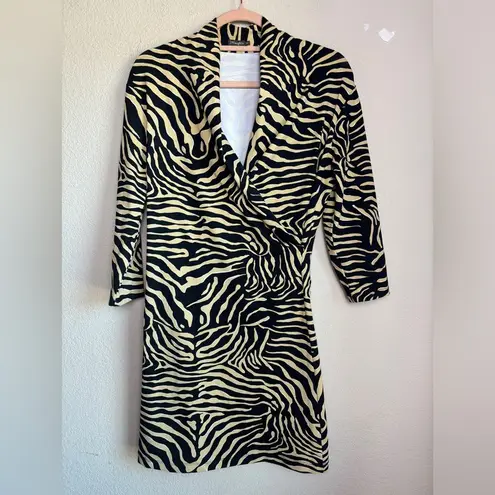 J. McLaughlin Zebra Animal Print Catalina Cloth Stretch Faux Wrap Dress M