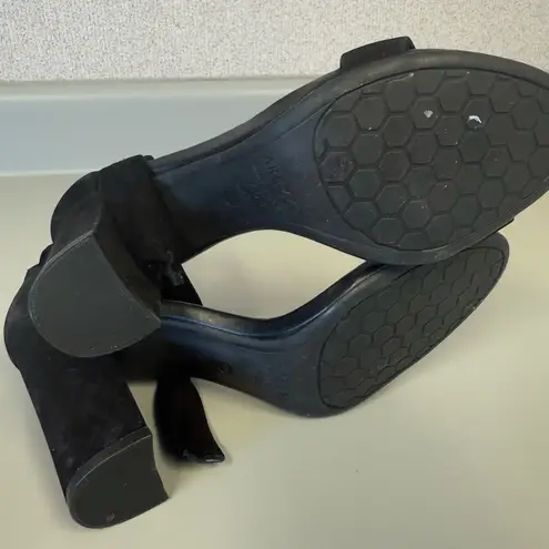 Arezzo Women's Size 7.5 Black Isabelli High Block Sandals elegant