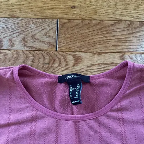 pink mauve workout cropped long sleeve top Size M