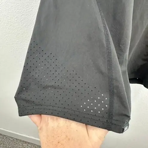 UNRL Stride Collection Black Athletic Training Lightweight T