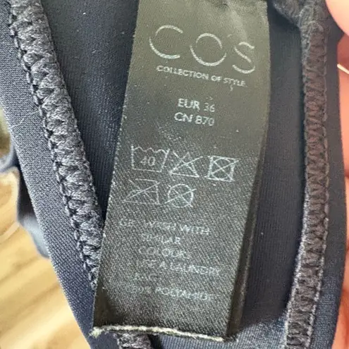 COS Bikini Top Womens Size EUR 36/xs Charcoal Ruffled Adjustable Minimalist Chic Black