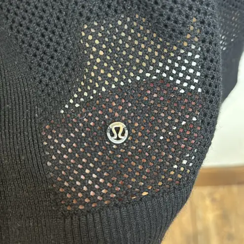 Lululemon  Well Being Sweater