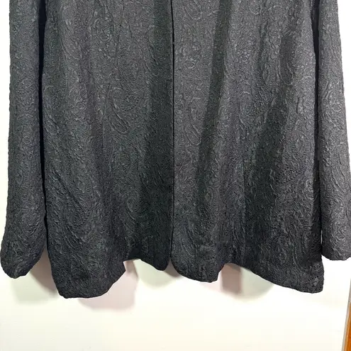 Avenue Black Shine Embossed Blazer Size 26/28