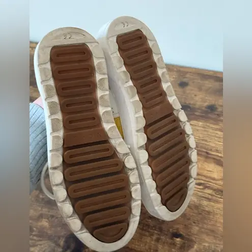 Vionic Simasa Sneakers Leather Casual Shoes - Women’s Size 7