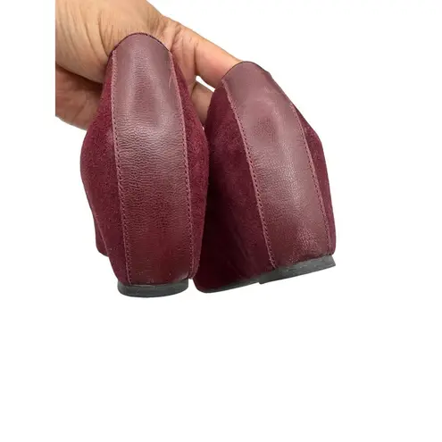 Hush Puppies Size 7.5 Burgundy Suede Slip-On Shoes Embroidered Detail