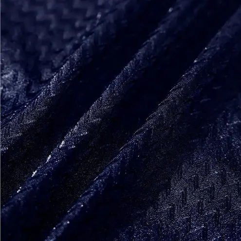 Berlook Navy Textured Backless One