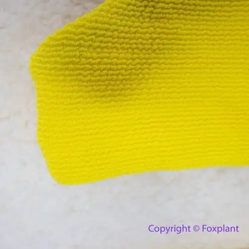 New! Set! Mello the Label low cut top and Brazilian bottom in Limao yellow Size M