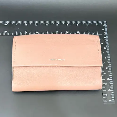 Vince Camuto  Zosia Pebbled Leather Crossbody Bag in Vintage Quartz Old Rose Pink