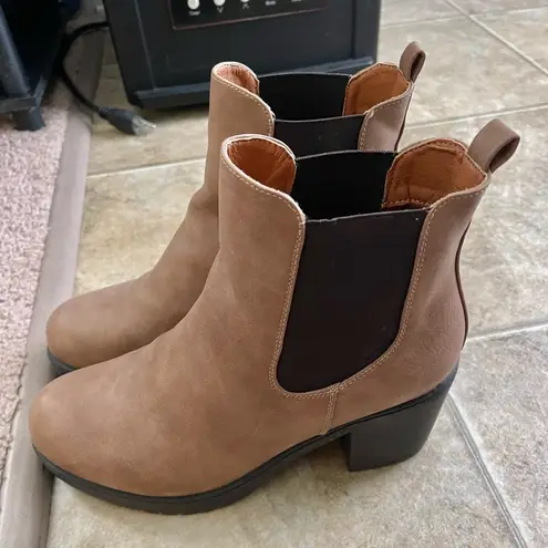 Dream Paris Women's DREAM PAIR Chelsea chunky heel ankle boots