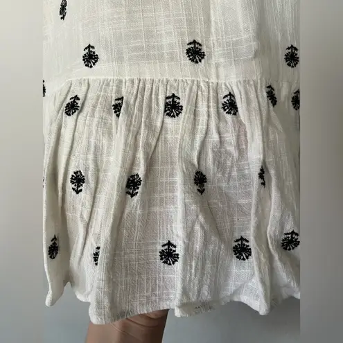 A loves A White Floral Embroidered Mini Skirt Women’s Size 0