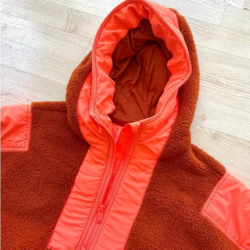 Free People New FP Movement Lead The Pack Fleece 1/2 Zip Pullover | Neon‎ Coral/Brown S