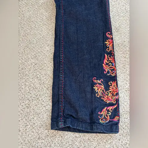 COOGI Jeans Womens 7/8 Blue Denim jeans Embroidered Fire Floral Low Rise