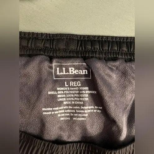 L.L. Bean Black Athletic Shorts with Compression Liner Size L