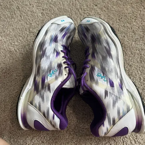 Ryka Grafik Running Shoes Women's Size 10 WIDE Studio Dance Sneakers Athletic