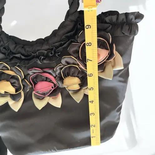 Pashmina Black Fabric Lightweight Handbag with 3D Satin Color Flowers ***Item: