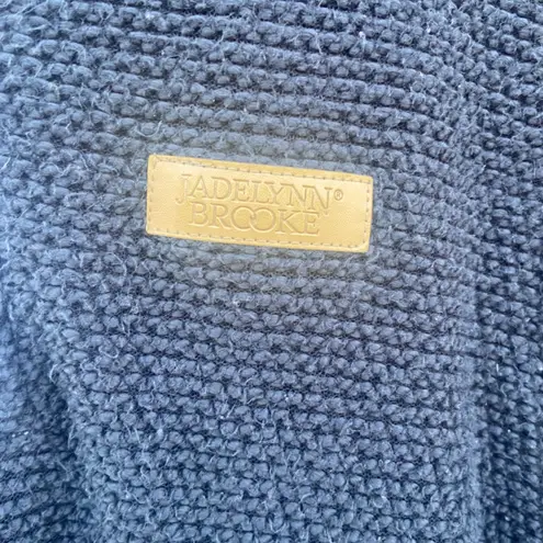 Jadelynn Brooke Navy Blue Sweater, Medium