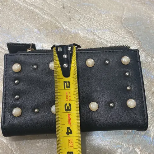 Stradivarius Black with pearls Wallet (Preowned)